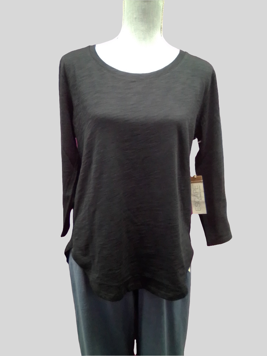 Escape 3/4 Sleeve High-Low Cotton Tee - Black